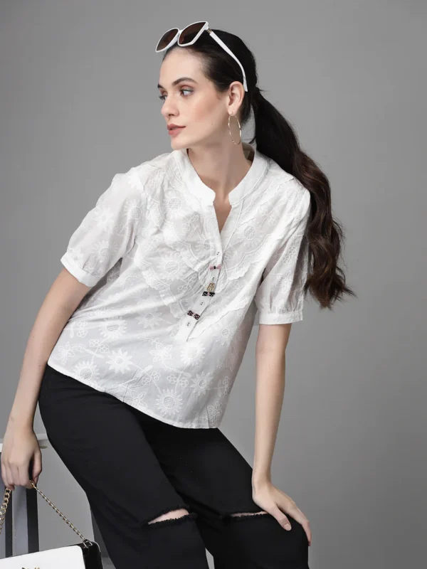 SM2954981_3 Women Straight Fit Collared V-Neck Embroidered White Blouson Top - Image 6