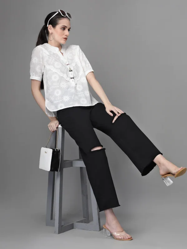 SM2954981_6 Women Straight Fit Collared V-Neck Embroidered White Blouson Top - Image 5