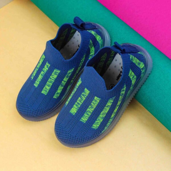 Kids Light Up Pull On Shoes Toddler Girls Boys Breathable Led Flashing Sneakers Running Shoes/Slip-on For Boys&Girls |Fashionable and Fun for Boys and Girls | Available in Toddler and Little Kid Size - Image 4